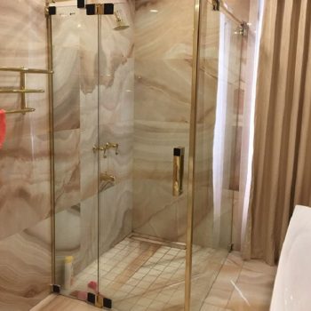 Phòng tắm kính 3