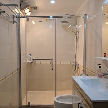 Phòng tắm kính 4